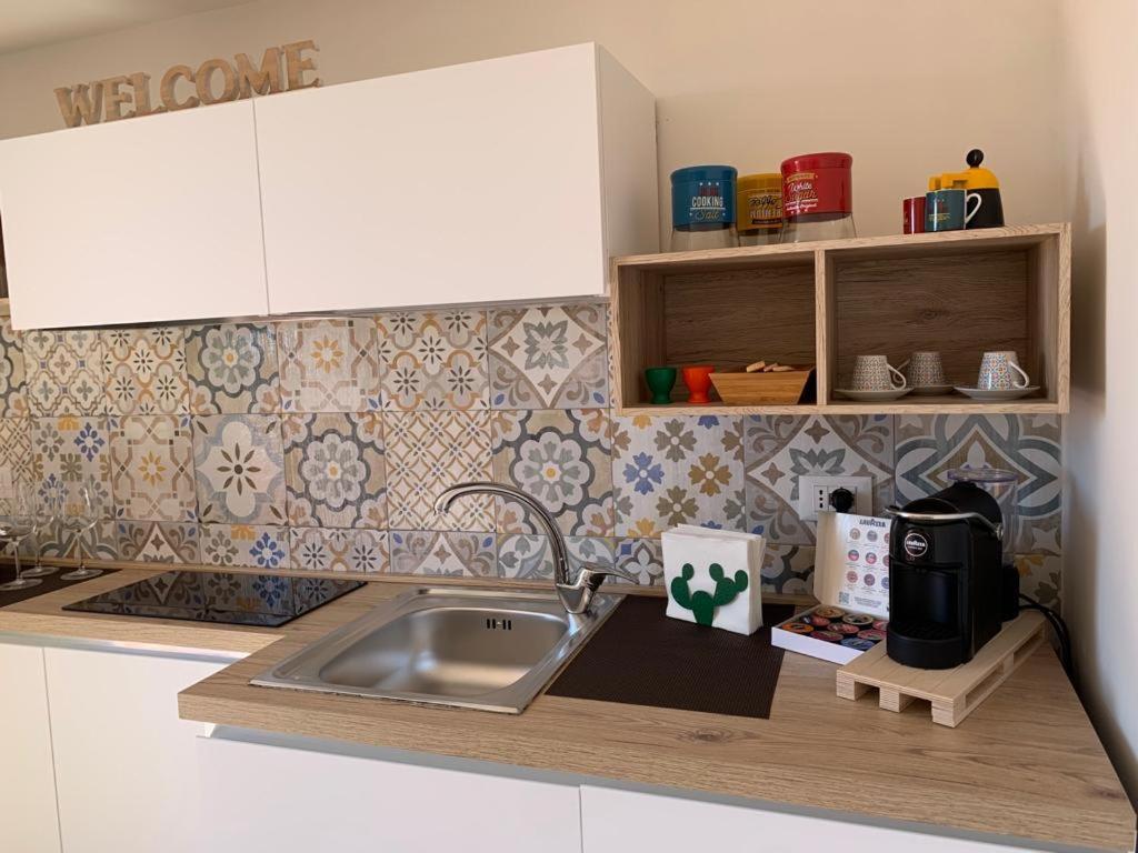 Donna Luisa-Catania Charming Apartment Bagian luar foto