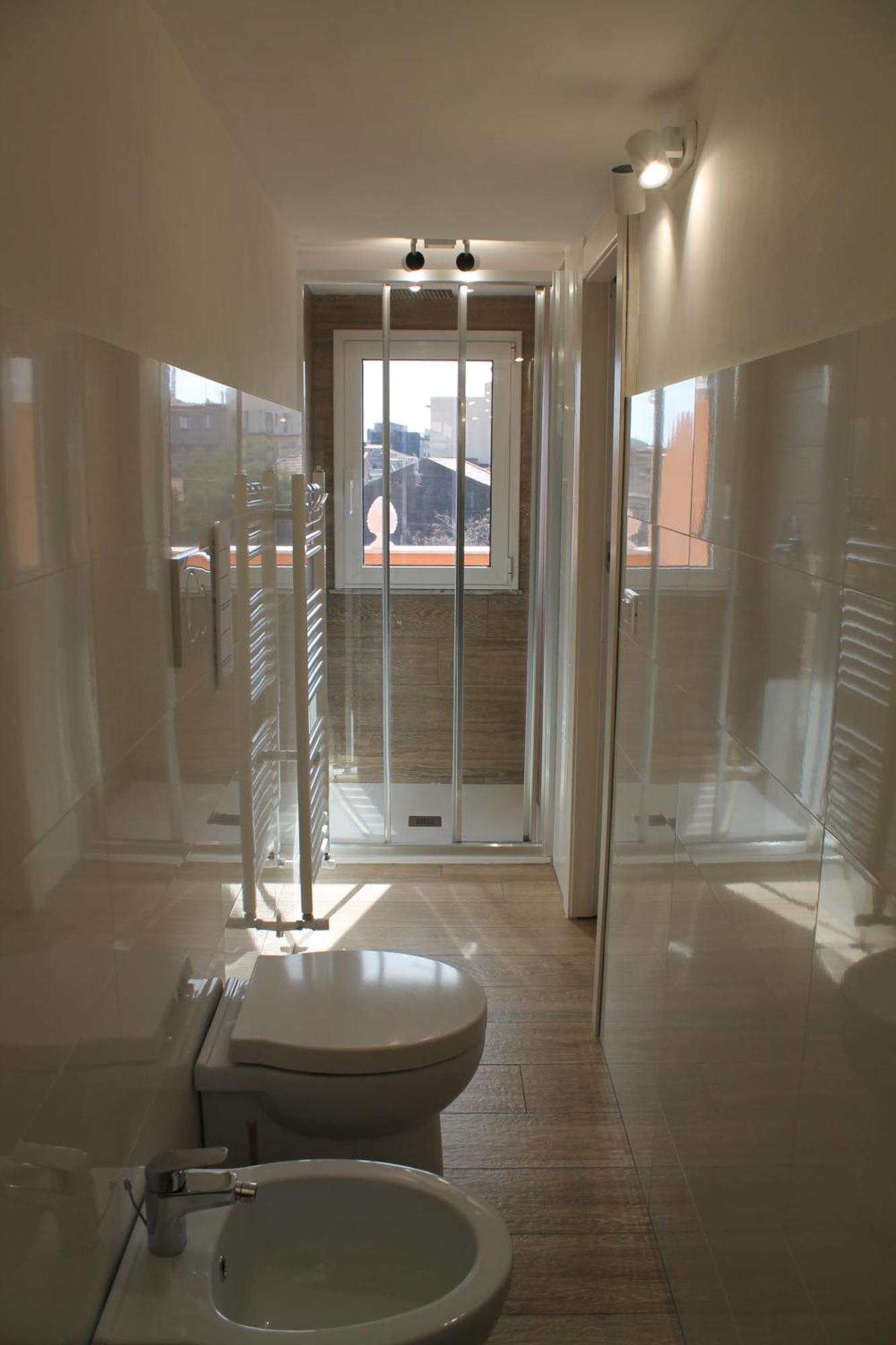 Donna Luisa-Catania Charming Apartment Bagian luar foto